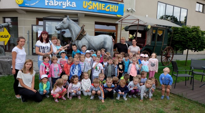 Więcej o: Wycieczka do Fabryki Uśmiechu 13.06.2017