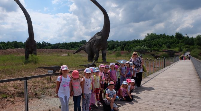 Więcej o: Wycieczka Jeżyków do „JuraPark” w Krasiejowie 15.06.2018